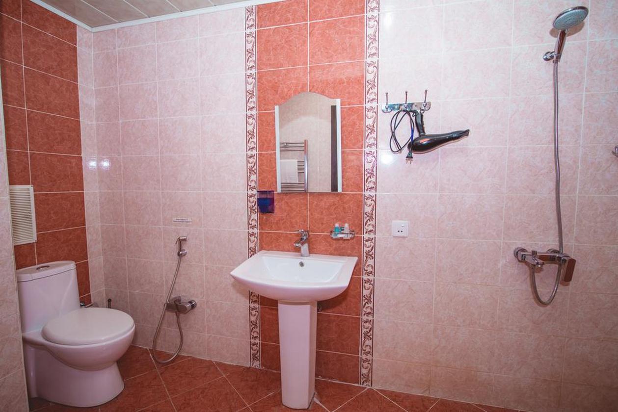 هتل ای ای اف باکو